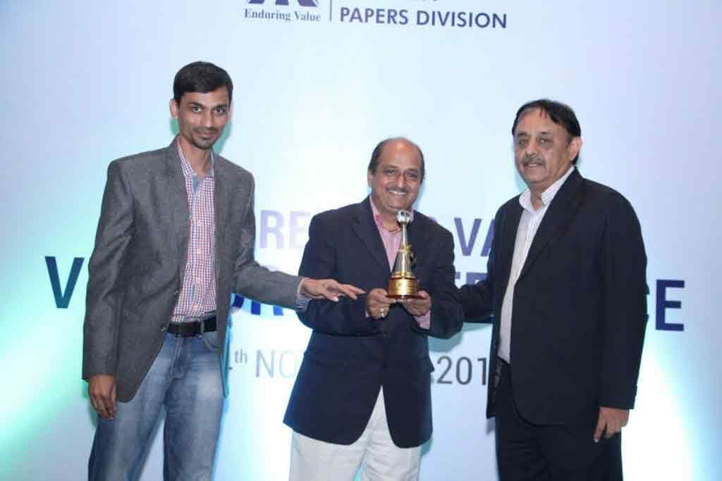 1st Prize for Best Design & Technology